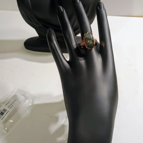 Labradorite Ring With Bronze Band Size 7 - Picture 2 of 3